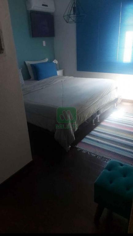 Apartamento à venda com 3 quartos, 130m² - Foto 11