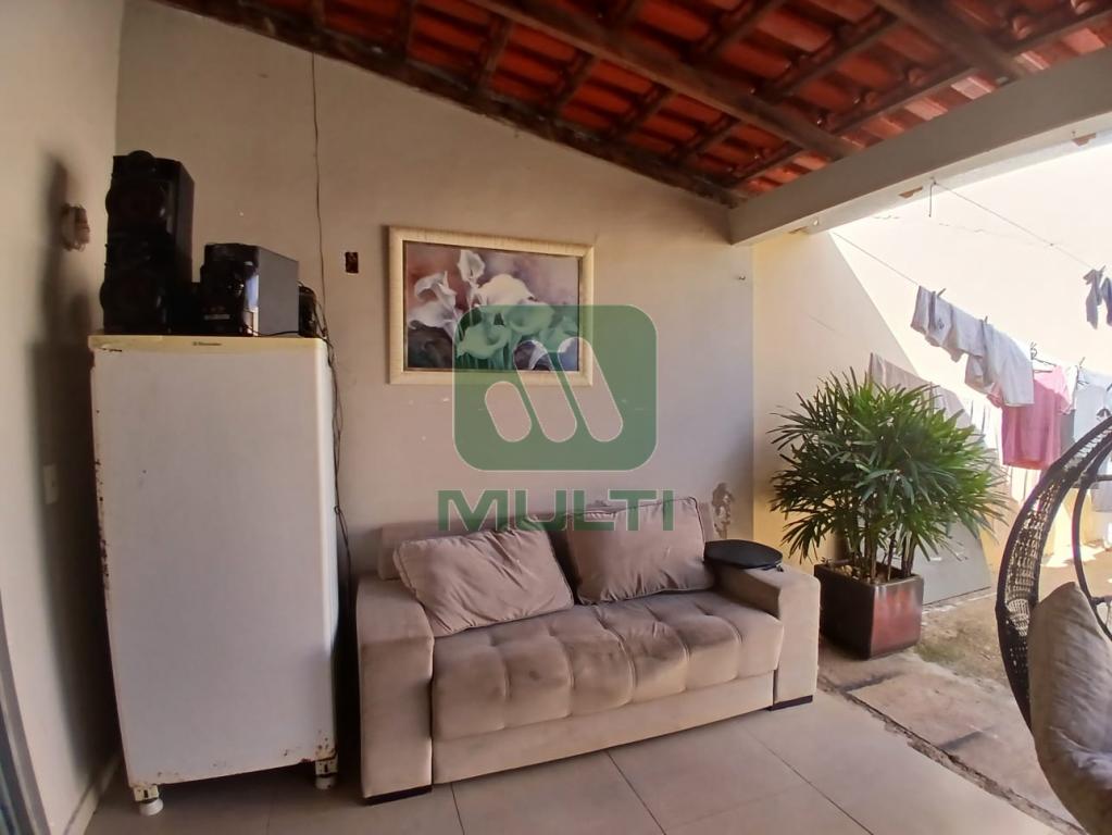 Casa à venda com 5 quartos, 240m² - Foto 21