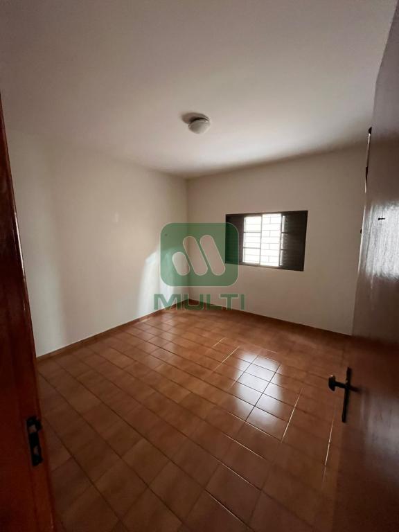 Casa à venda com 4 quartos, 170m² - Foto 13