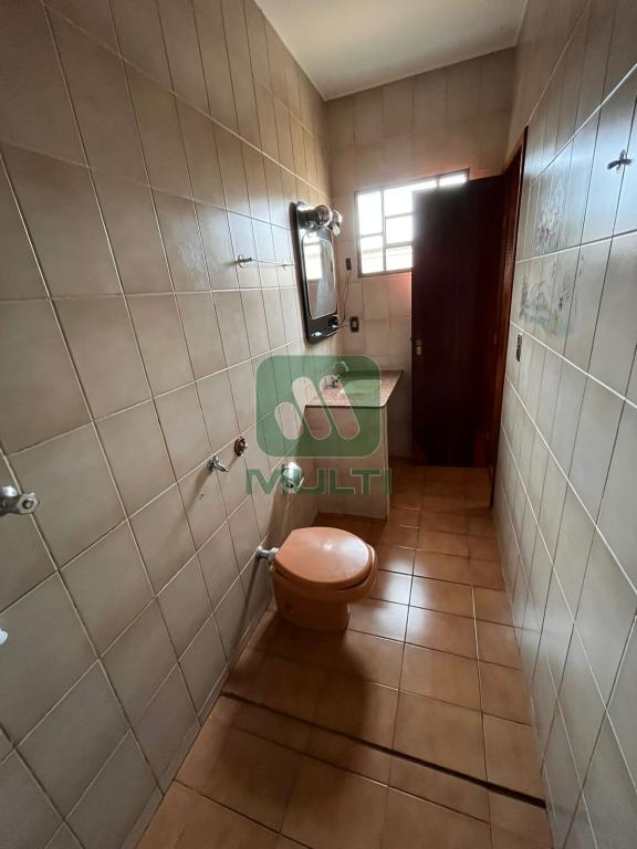 Casa à venda com 4 quartos, 170m² - Foto 16