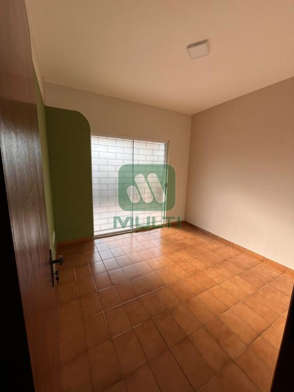 Casa à venda com 4 quartos, 170m² - Foto 19