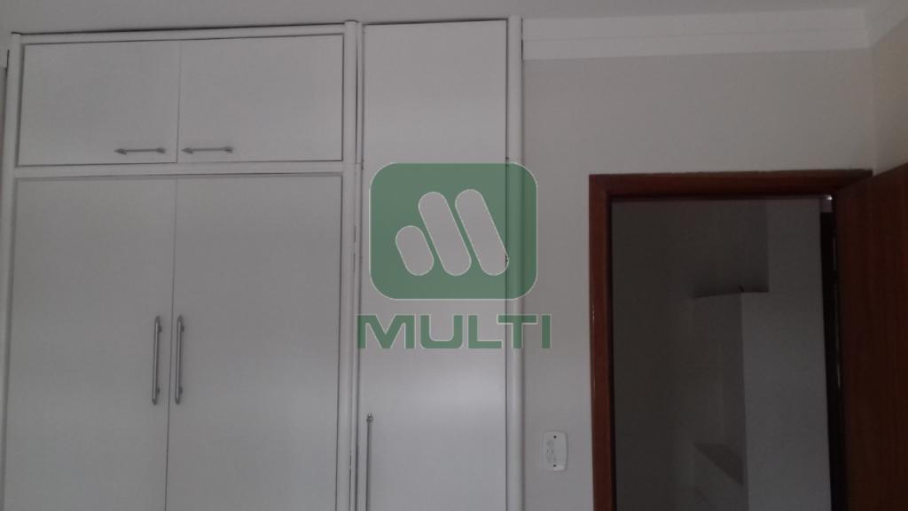 Apartamento à venda com 3 quartos, 94m² - Foto 21