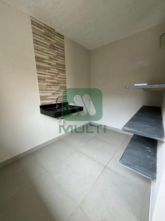 Casa à venda com 3 quartos, 169m² - Foto 16