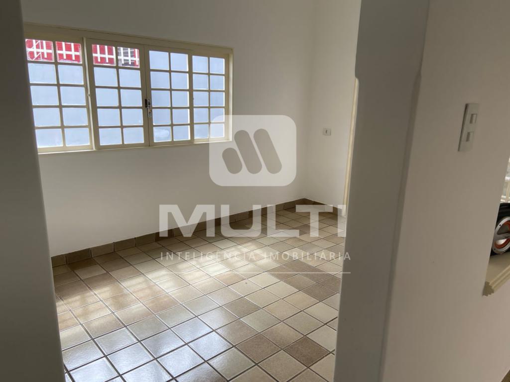 Casa à venda com 5 quartos, 169m² - Foto 19