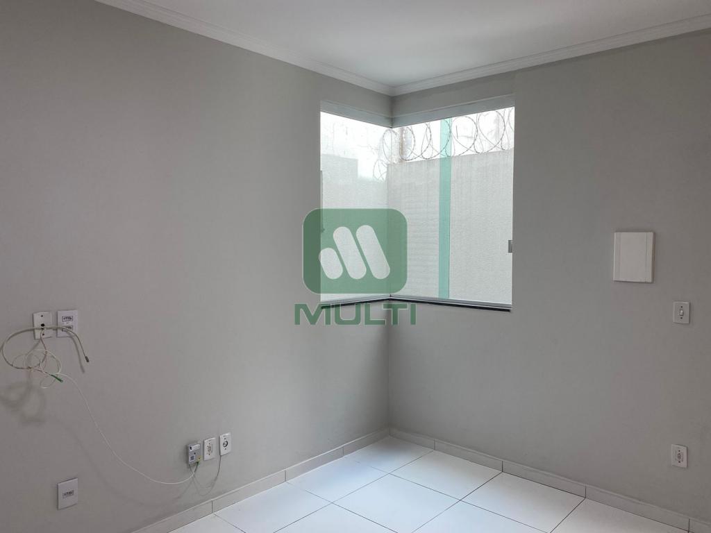 Apartamento à venda com 2 quartos, 58m² - Foto 3