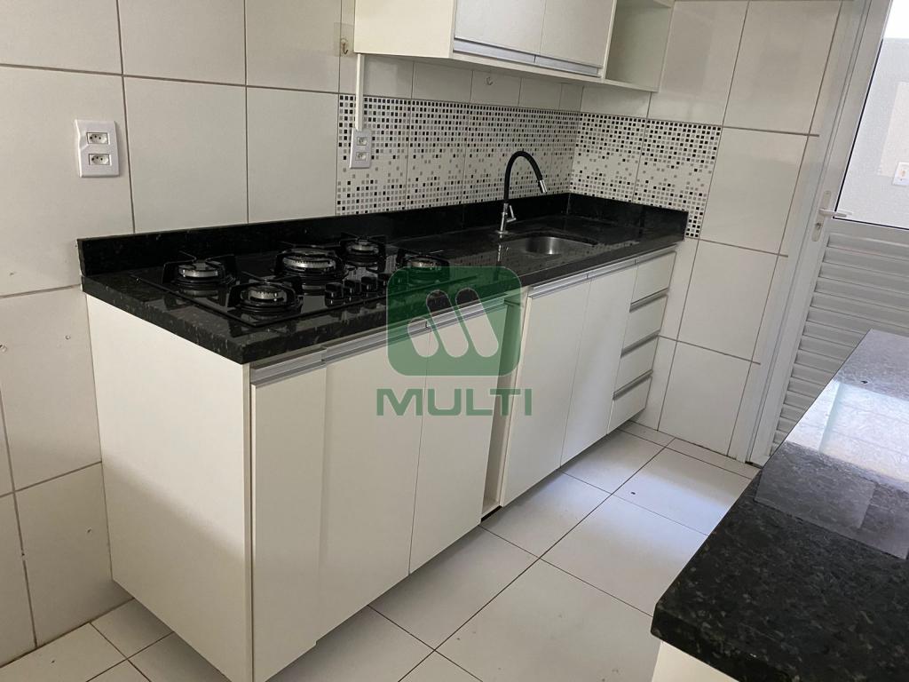 Apartamento à venda com 2 quartos, 58m² - Foto 4