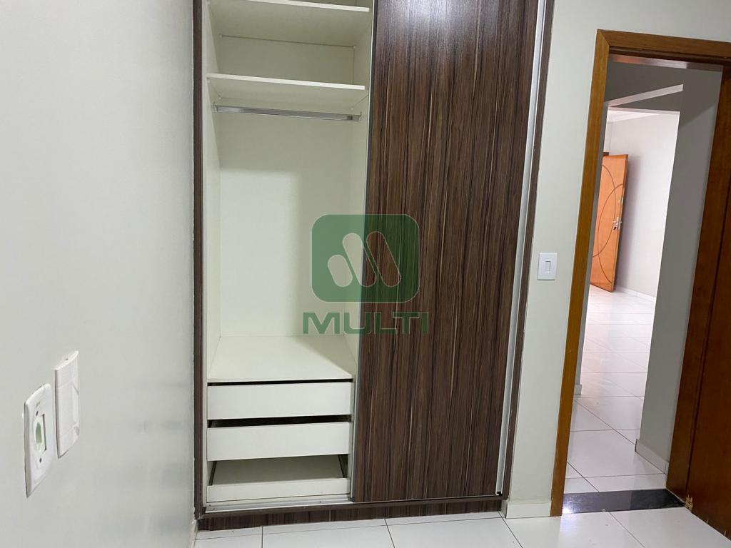 Apartamento à venda com 2 quartos, 58m² - Foto 15