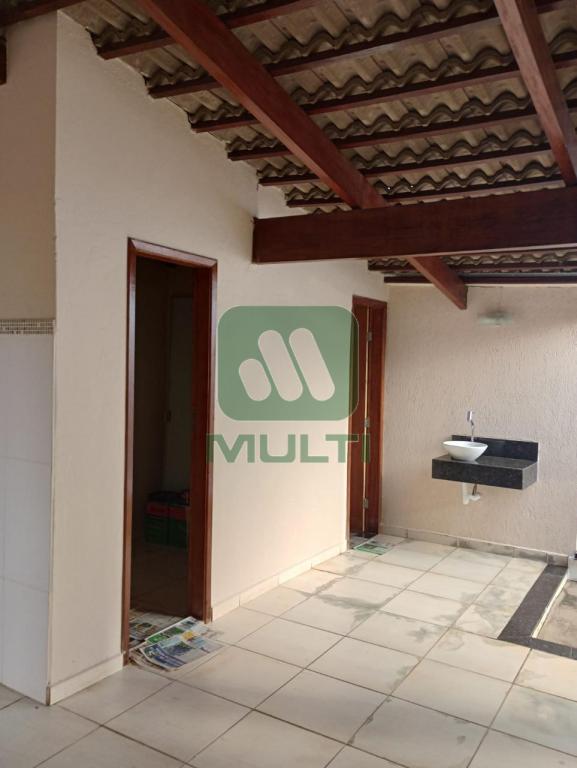 Casa à venda com 3 quartos, 220m² - Foto 13