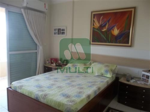 Apartamento à venda com 3 quartos, 158m² - Foto 5