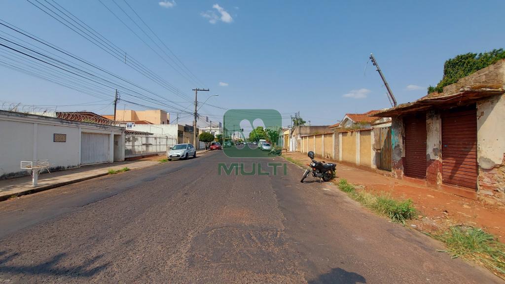 Loteamento e Condomínio à venda com 1 quarto, 1m² - Foto 3