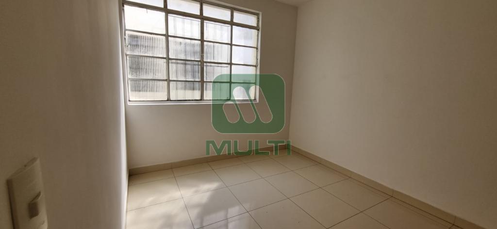 Apartamento à venda com 3 quartos, 101m² - Foto 12