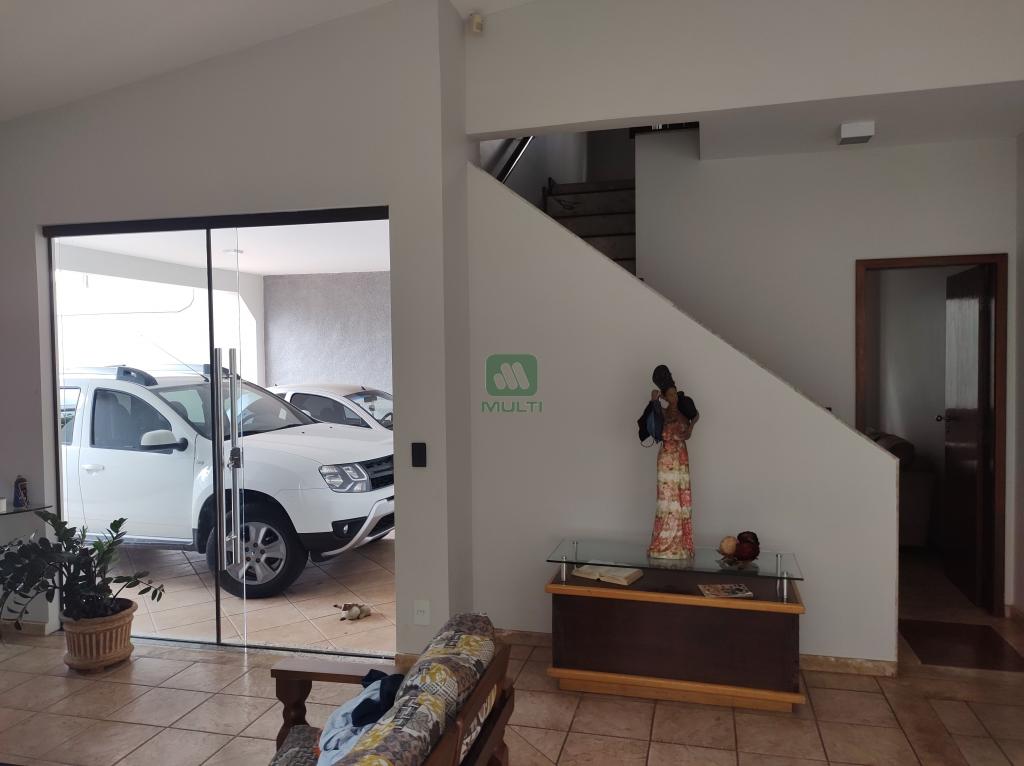 Casa à venda com 3 quartos, 269m² - Foto 24