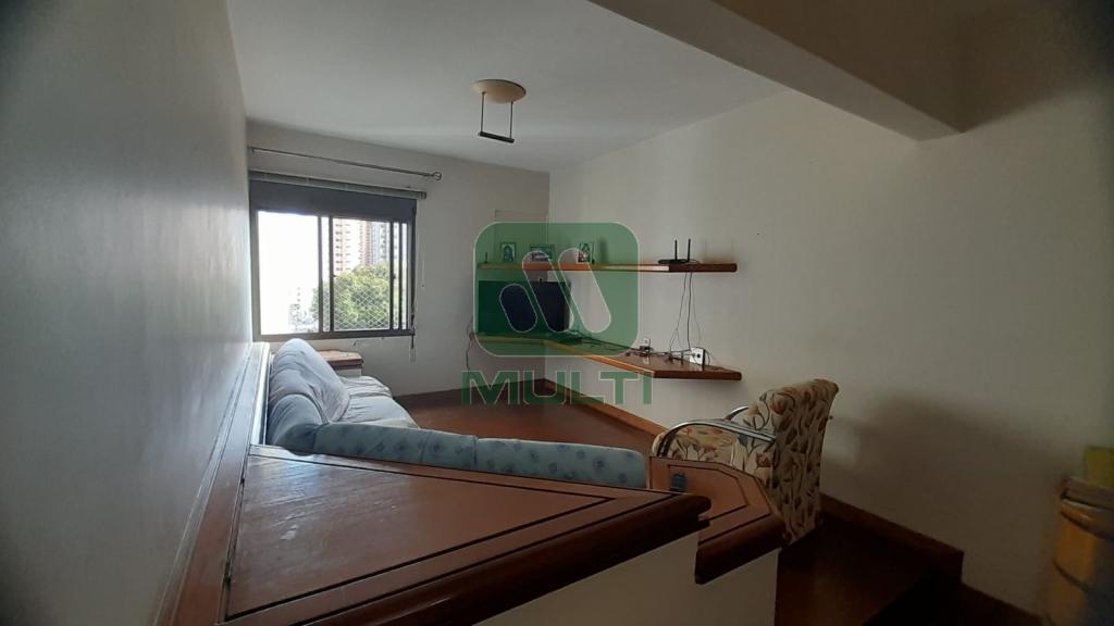 Apartamento à venda com 4 quartos, 236m² - Foto 18