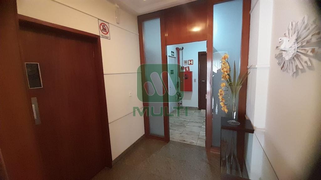 Apartamento à venda com 4 quartos, 236m² - Foto 27