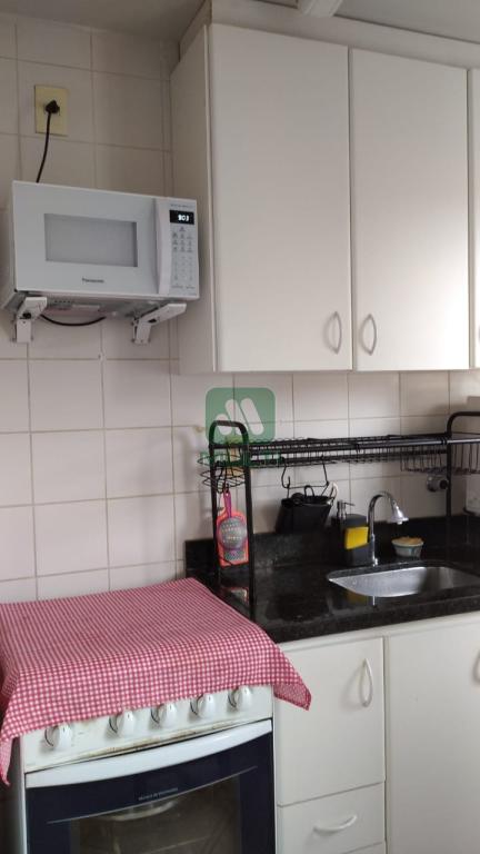 Apartamento à venda com 2 quartos, 60m² - Foto 7