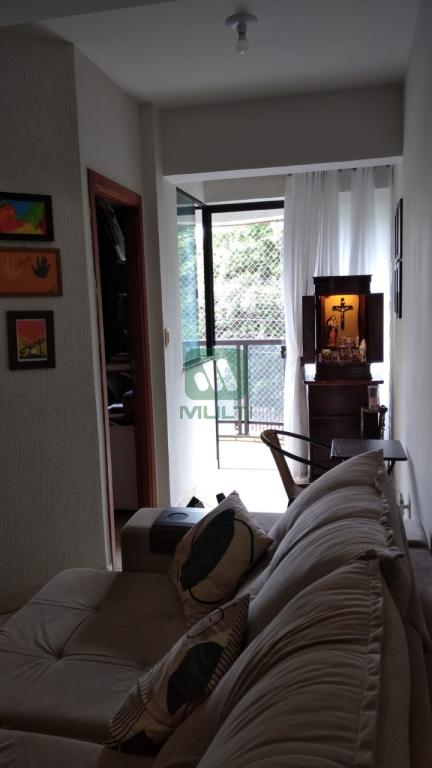 Apartamento à venda com 2 quartos, 60m² - Foto 13