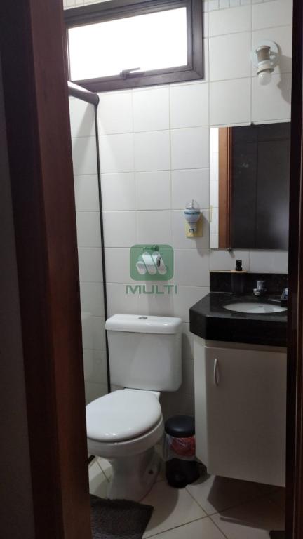 Apartamento à venda com 2 quartos, 60m² - Foto 25