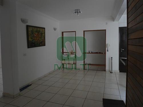 Apartamento à venda com 3 quartos, 118m² - Foto 1