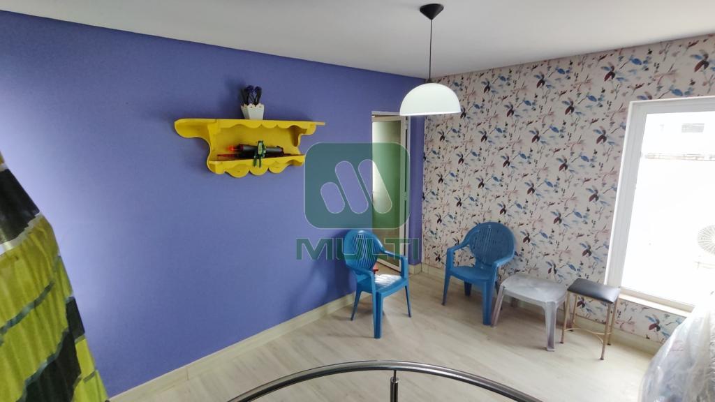 Casa de Condomínio à venda com 3 quartos, 245m² - Foto 28