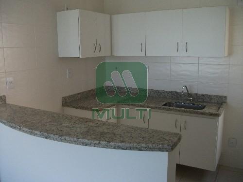 Apartamento à venda com 3 quartos, 72m² - Foto 3