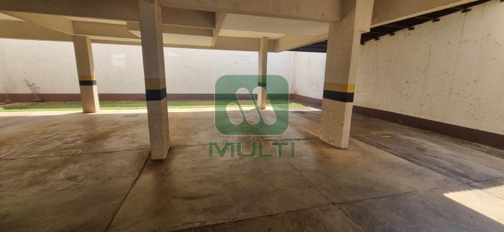 Apartamento à venda com 2 quartos, 57m² - Foto 13