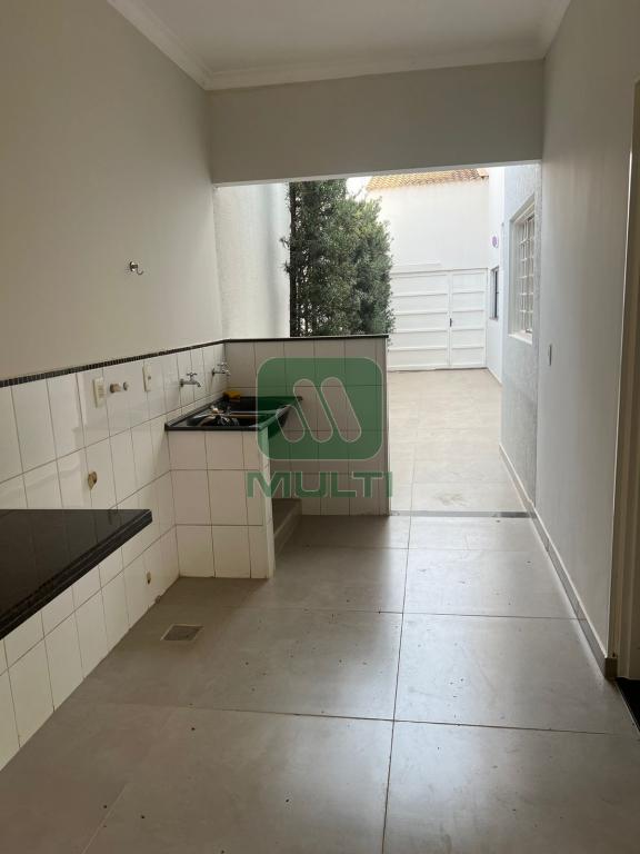 Casa à venda com 3 quartos, 250m² - Foto 22