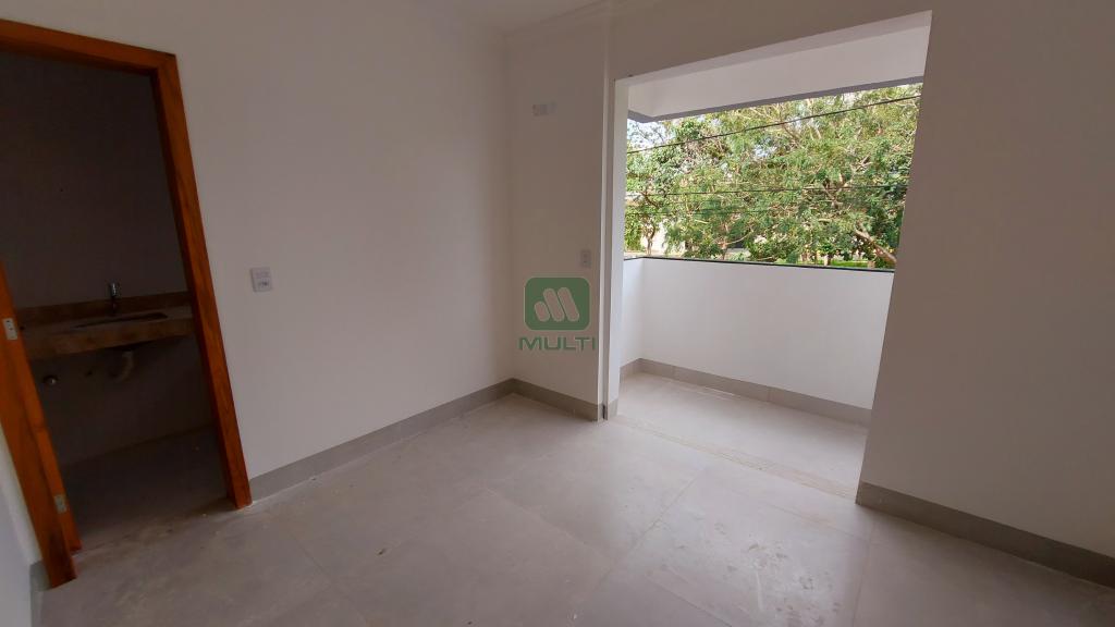 Apartamento à venda com 3 quartos, 80m² - Foto 8