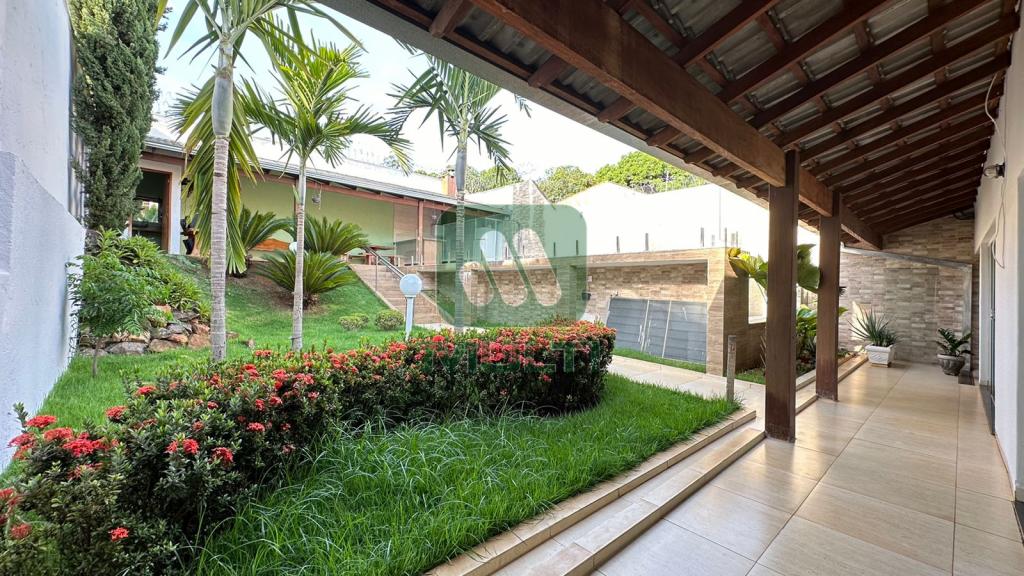 Casa à venda com 4 quartos, 300m² - Foto 31