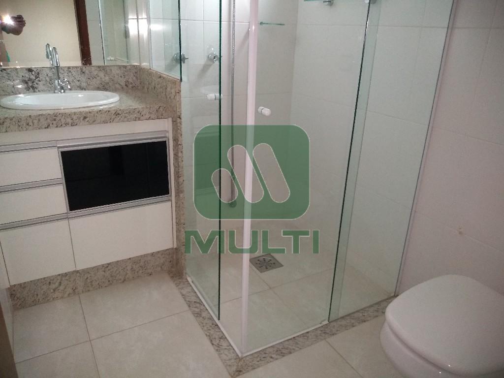 Apartamento à venda com 3 quartos, 184m² - Foto 17