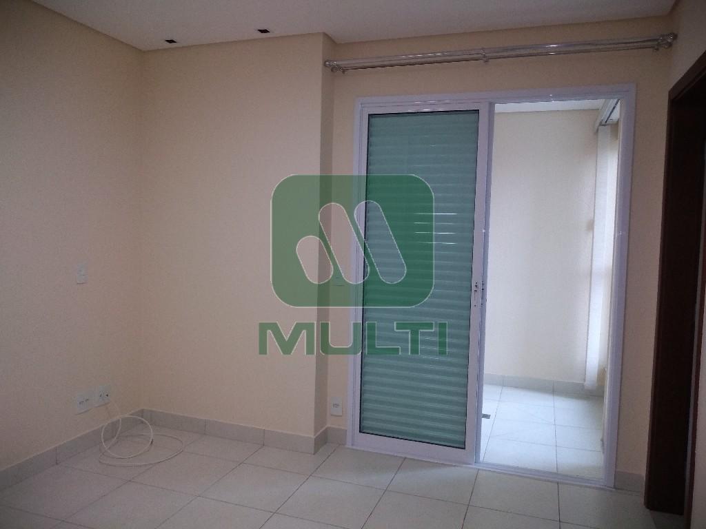 Apartamento à venda com 3 quartos, 184m² - Foto 18