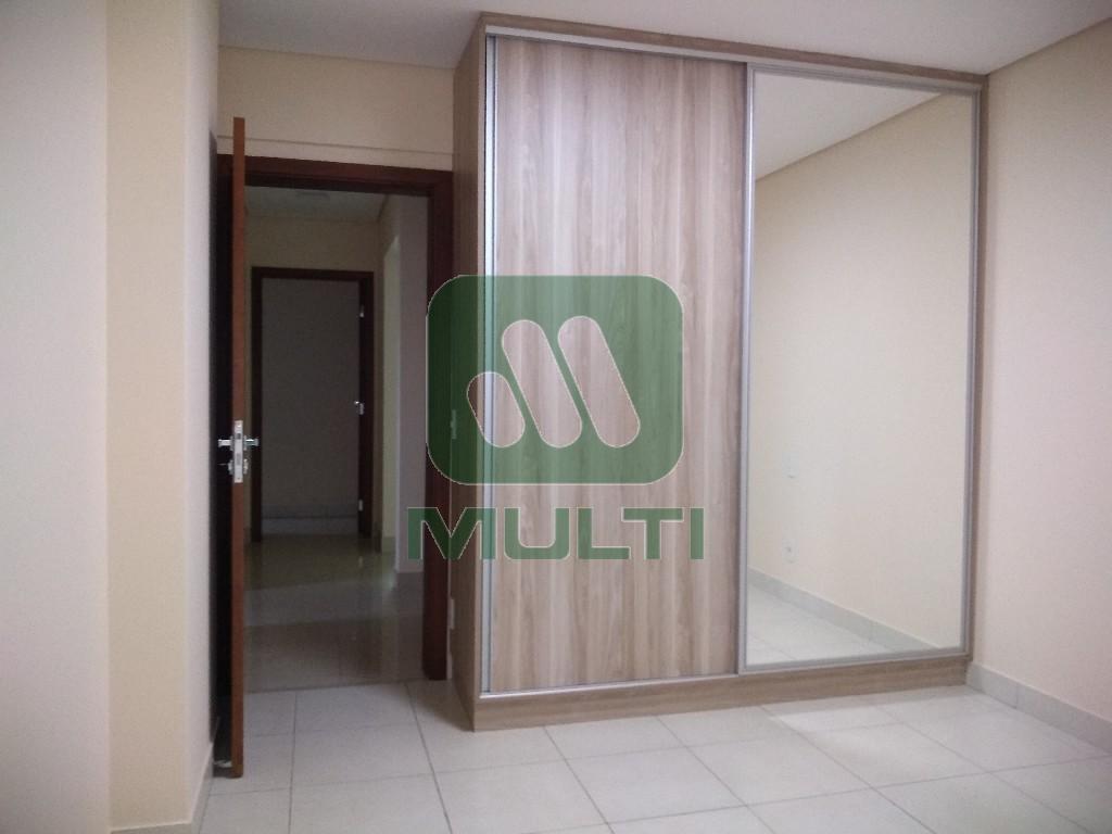 Apartamento à venda com 3 quartos, 184m² - Foto 19