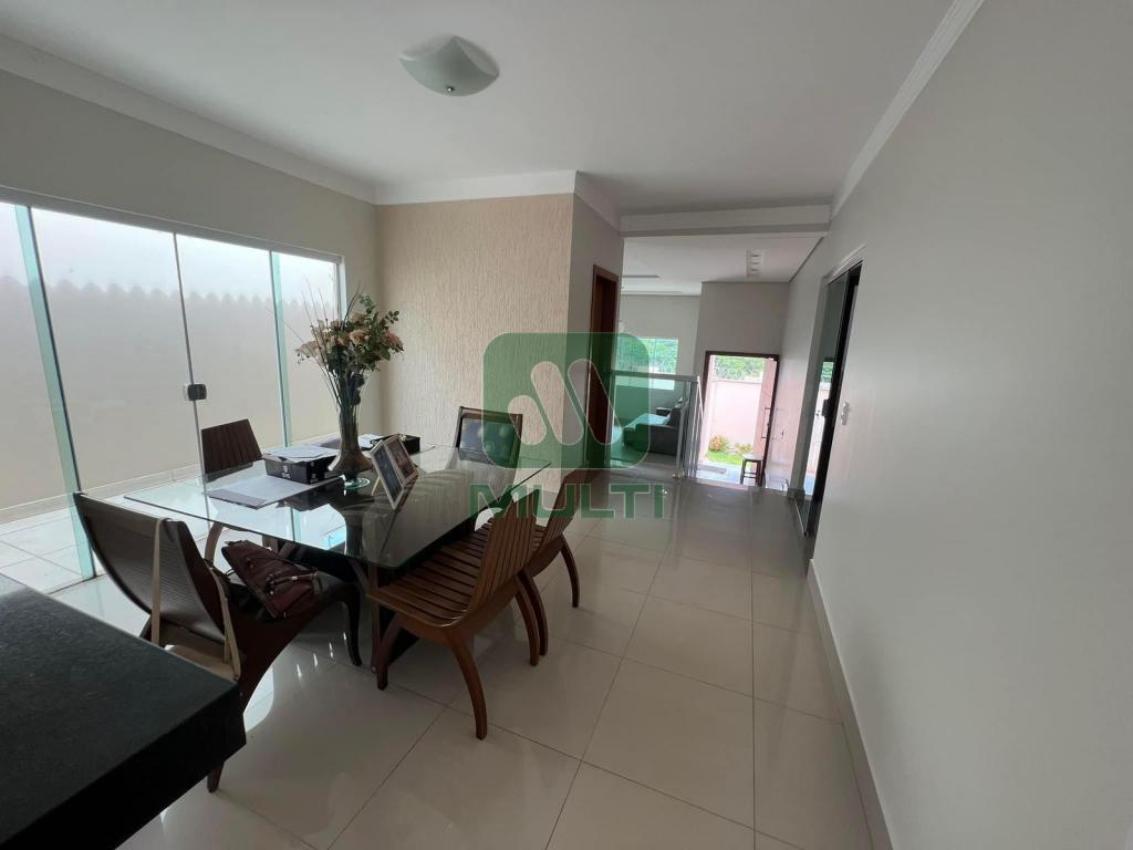 Casa à venda com 3 quartos, 350m² - Foto 5