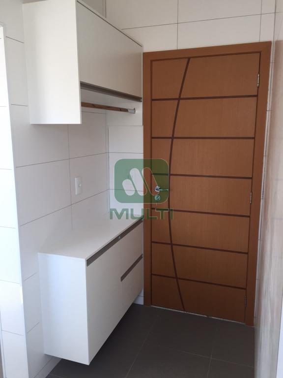 Apartamento à venda com 3 quartos, 111m² - Foto 7