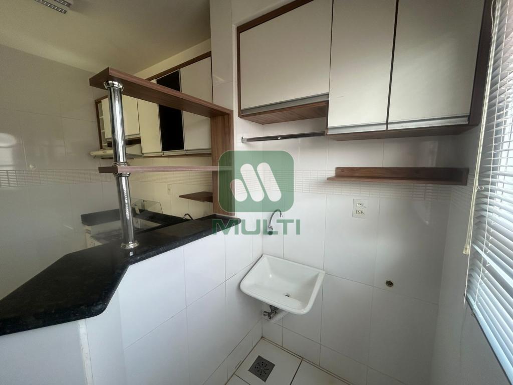 Apartamento à venda com 2 quartos, 67m² - Foto 7