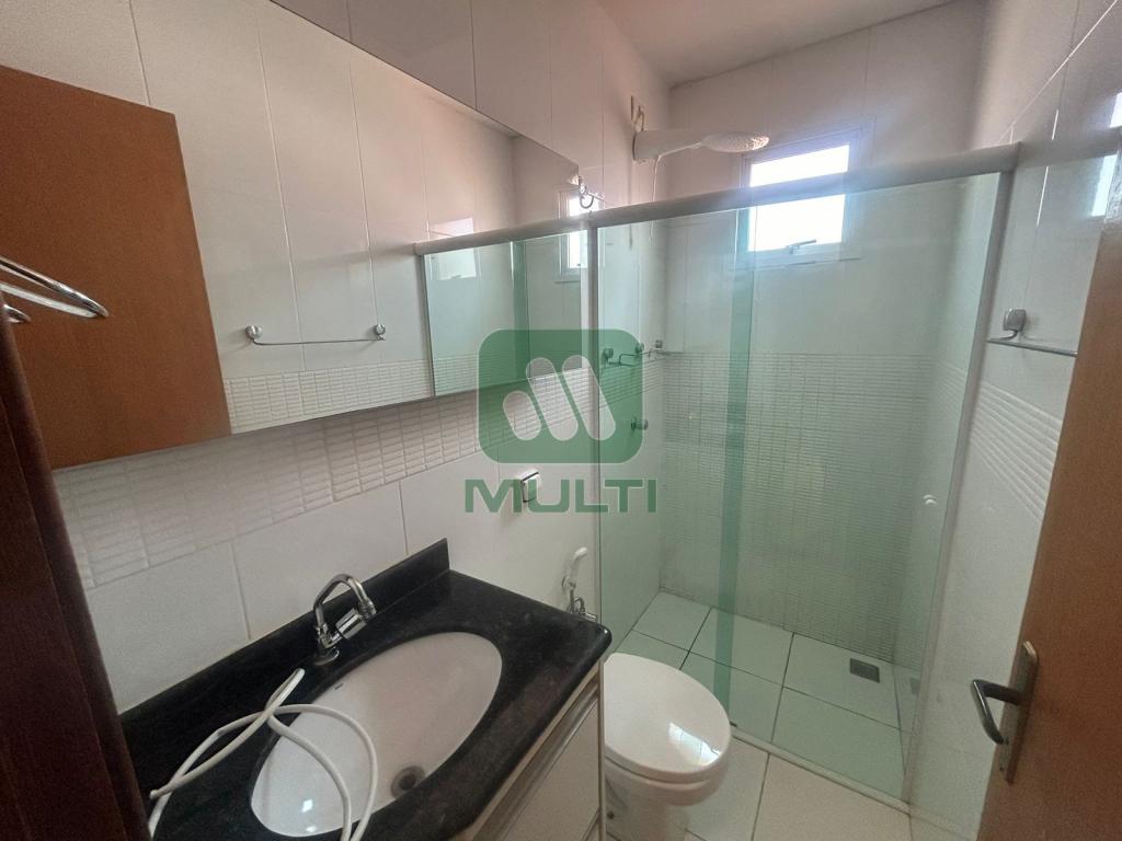 Apartamento à venda com 2 quartos, 67m² - Foto 14