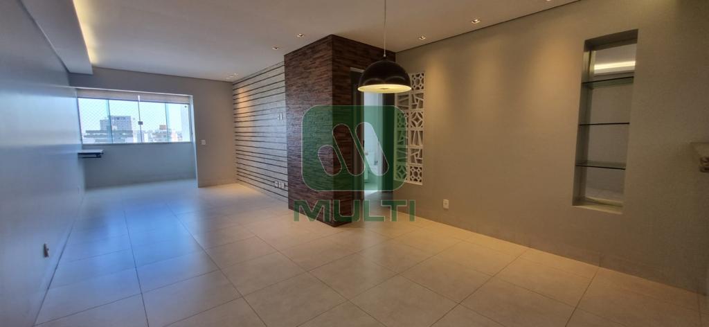 Apartamento à venda com 2 quartos, 83m² - Foto 1