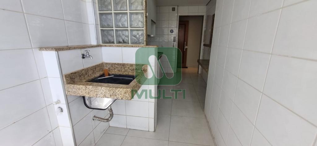 Apartamento à venda com 2 quartos, 83m² - Foto 6