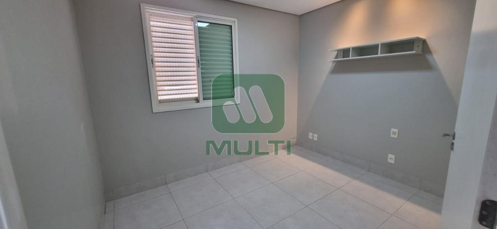 Apartamento à venda com 2 quartos, 83m² - Foto 9