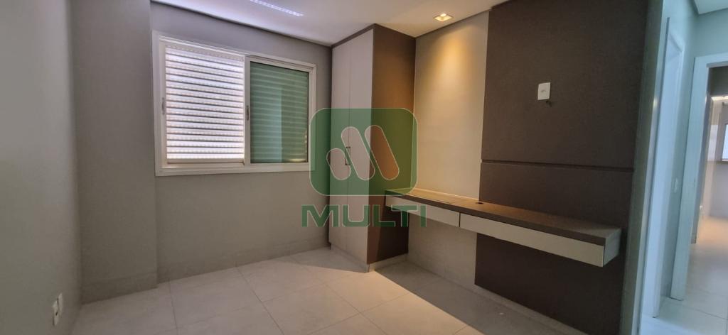 Apartamento à venda com 2 quartos, 83m² - Foto 10