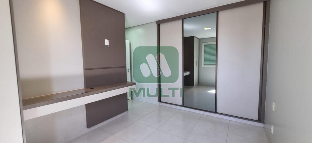 Apartamento à venda com 2 quartos, 83m² - Foto 11