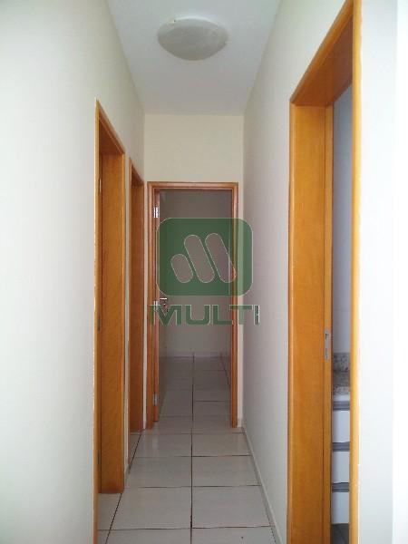 Apartamento à venda com 3 quartos, 68m² - Foto 3