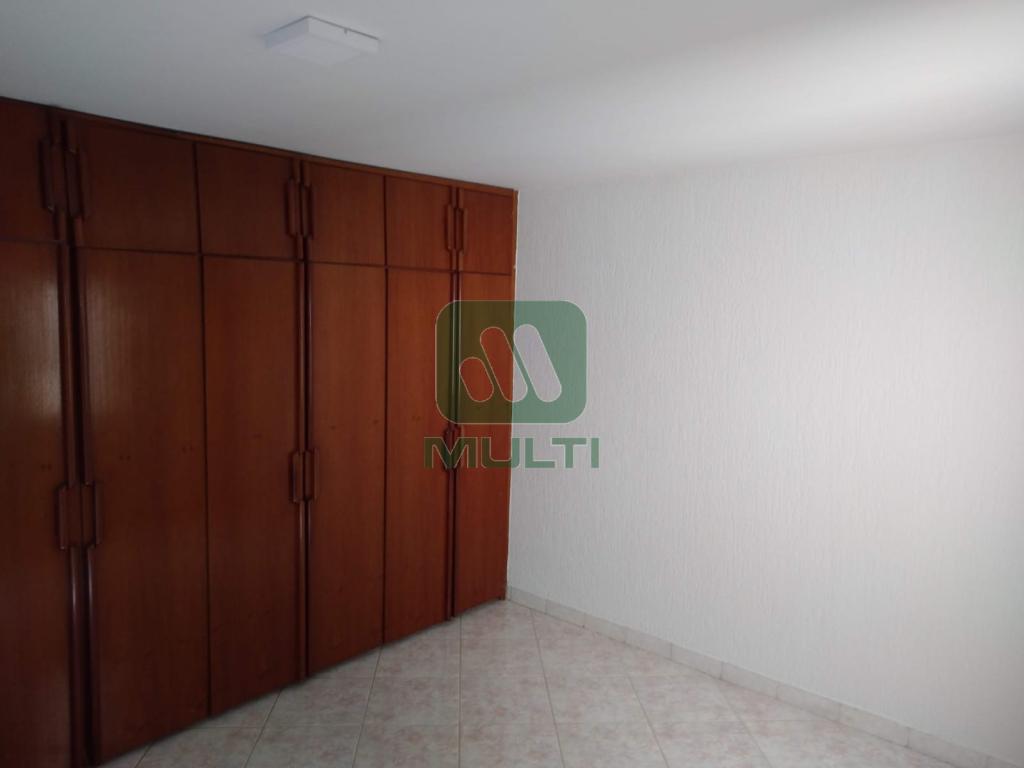 Apartamento à venda com 3 quartos, 140m² - Foto 14