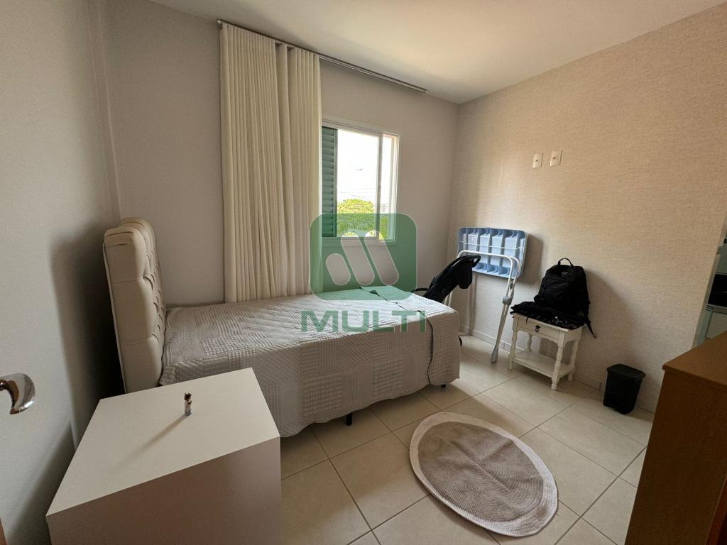 Apartamento à venda com 3 quartos, 98m² - Foto 7