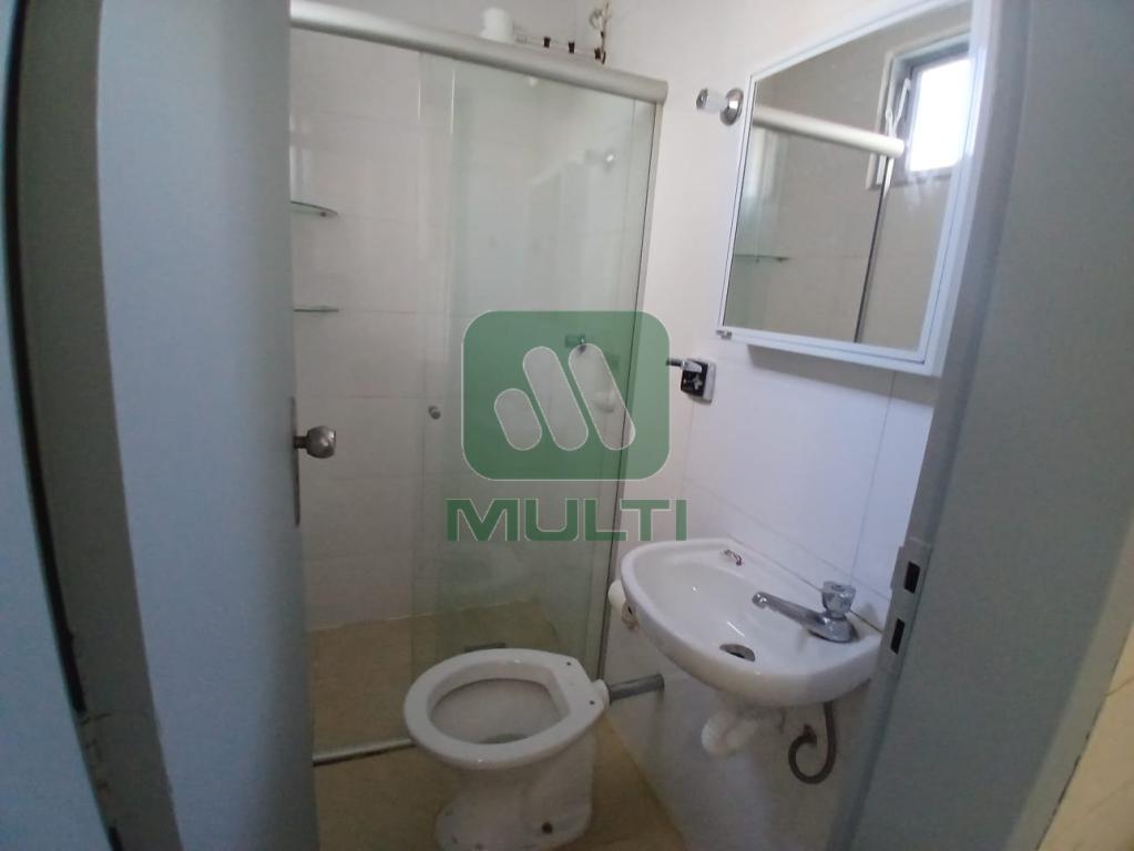 Apartamento à venda com 2 quartos, 70m² - Foto 16