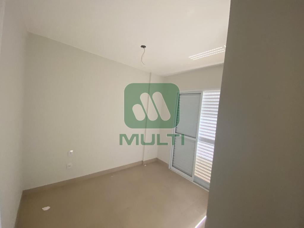 Apartamento à venda com 2 quartos, 56m² - Foto 1