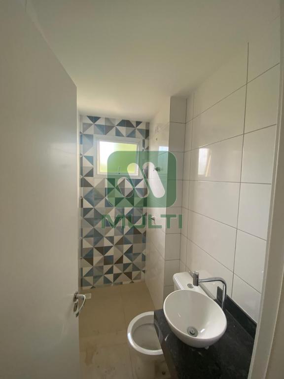 Apartamento à venda com 2 quartos, 56m² - Foto 3