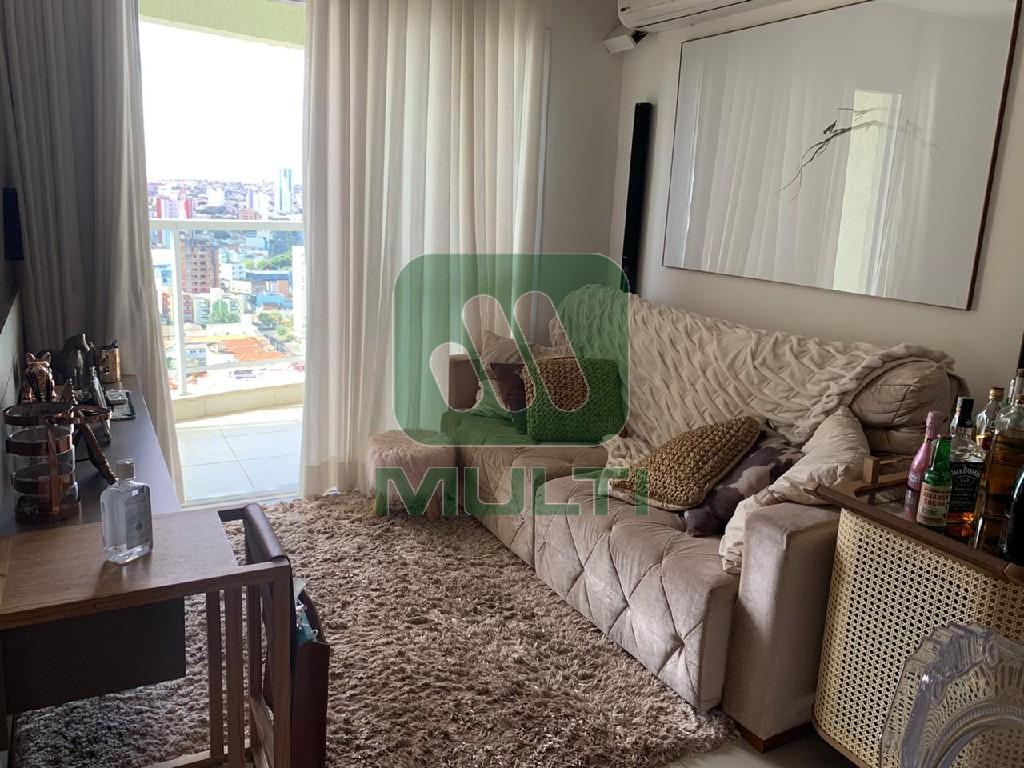 Apartamento à venda com 2 quartos, 63m² - Foto 12