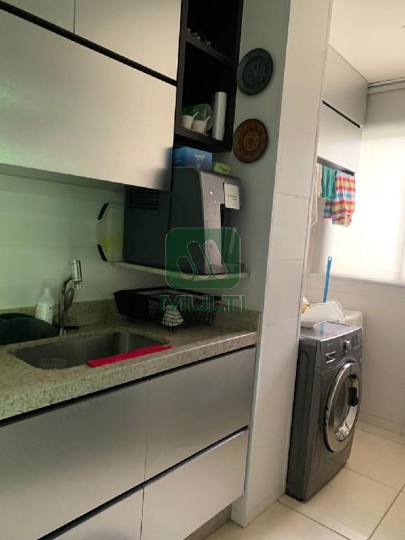 Apartamento à venda com 2 quartos, 63m² - Foto 16