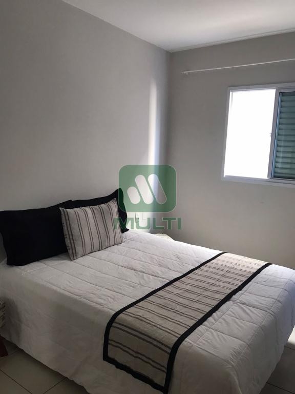 Apartamento à venda com 2 quartos, 55m² - Foto 15