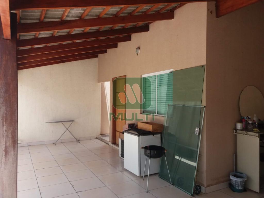 Casa à venda com 3 quartos, 120m² - Foto 14